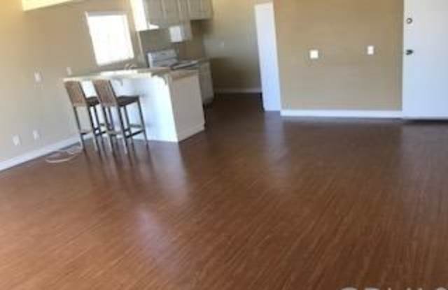1507 Seal Way Gallery 3