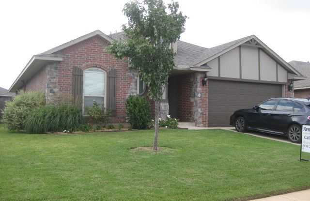 Beautiful 3 Bedroom Home With An In-Ground Storm Shelter!!! photos photos