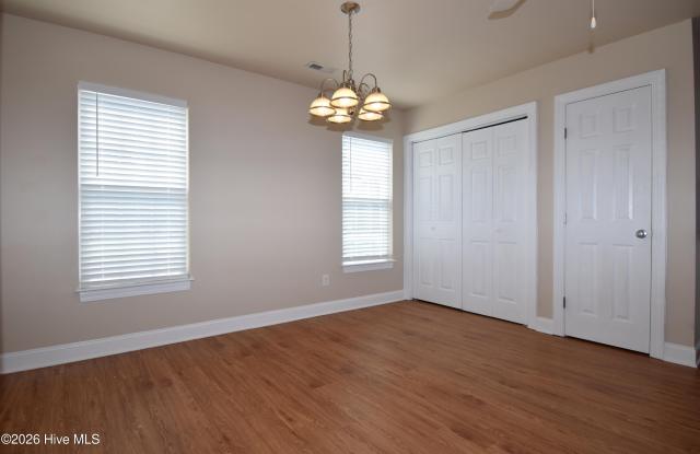 4009 Lucerne Court Gallery 2