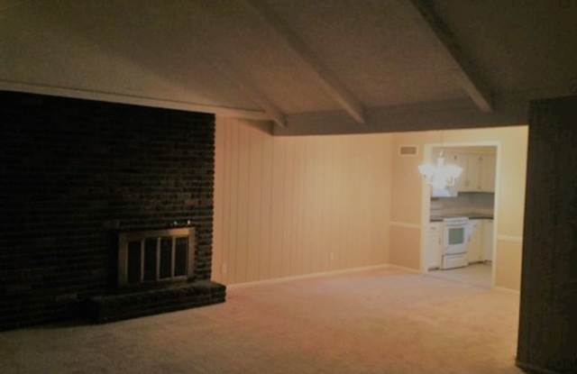 11410 Oak Gallery 4