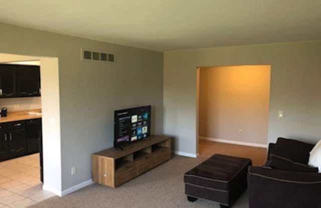 42188 Toddmark Place, #15 Gallery 2