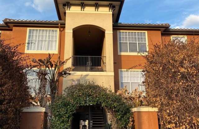 5572 METROWEST BOULEVARD photos photos