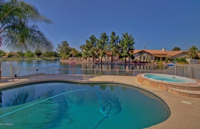 420 E Stonebridge Dr photos photos