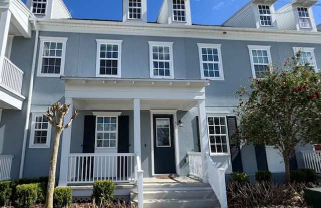 Celebration Island Village - 3 Bedroom 2.5 Bath - Impressive Former Model Home photos photos