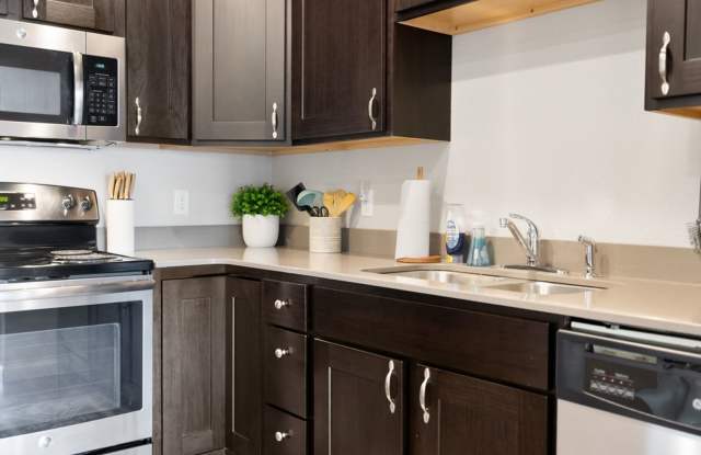 Willow Falls Apartments Gallery 3