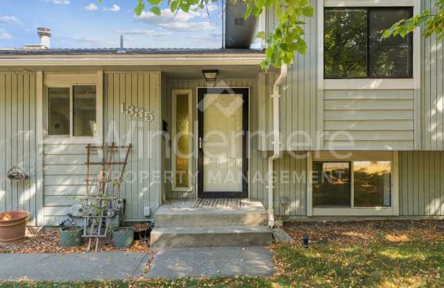 Charming Rental Home on Ben Burr Blvd – South Hill Living, Close to Everything Gallery 3