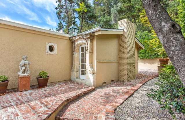 8787 Skyline Dr - 8787 W Skyline Dr, Los Angeles, CA 90046