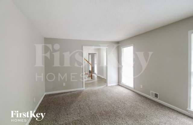 4618 Forest Place Gallery 3
