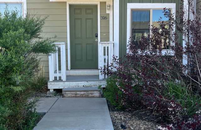 Newly Remodeled Townhome photos photos