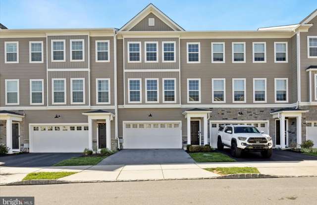 138 LIVINGSTON Lane - 138 Livingston Lane, Chester County, PA 19341