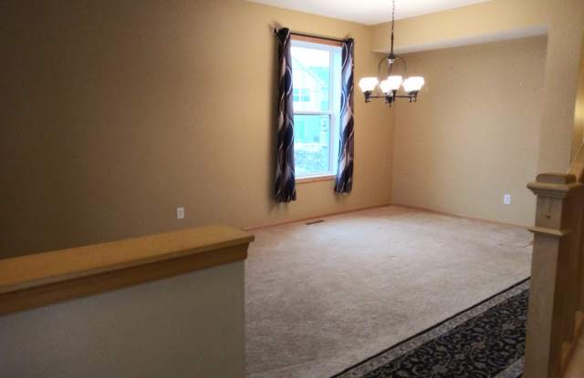 Single Family Home - Great location! Gallery 3