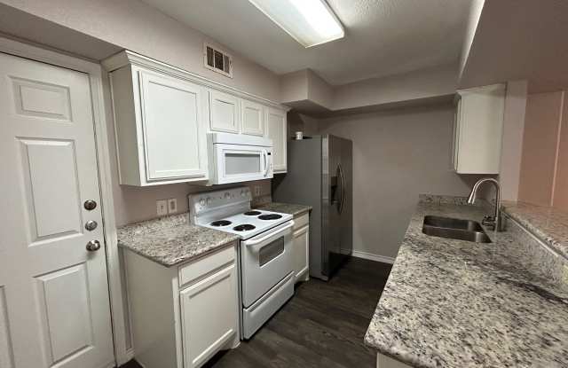 2507 Pascal Ct Gallery 1