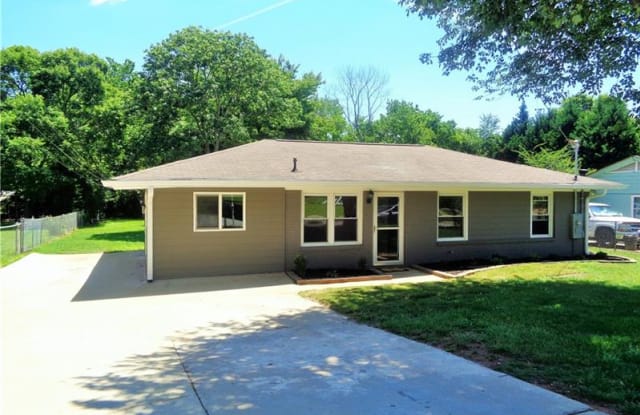 876 Teton Avenue SE - 876 Teton Avenue Southeast, Atlanta, GA 30316