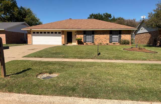 Reduced 3/2 Home South Shreveport $1804.95/month 114 Napoleon dr. Gallery 1