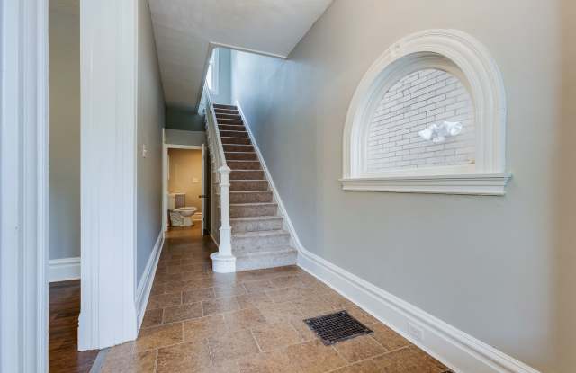 Renovated Perry South 3Bed 1.5 Bath Home – Move-In Ready Gallery 4