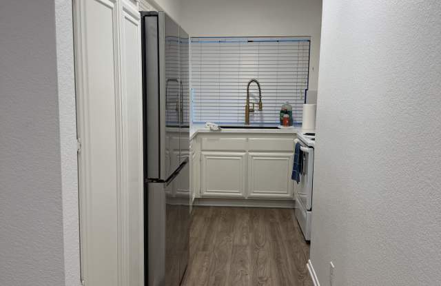 5805 Oak Bend Lane Gallery 3