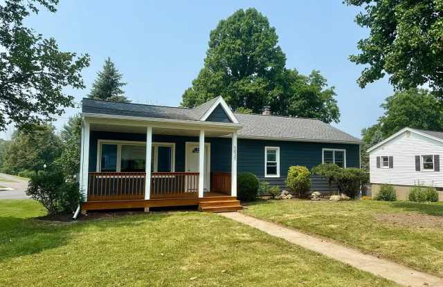3825 East Street photos photos