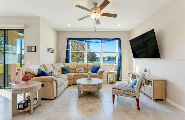 18882 BEAUTYBERRY Court Gallery 4