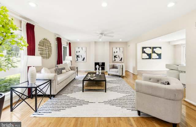 8566 BRICKYARD Road Gallery 3
