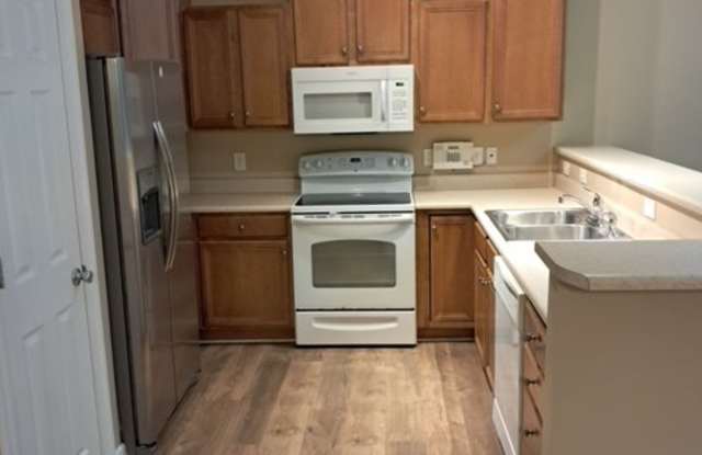 5238 Christian Dr Gallery 3