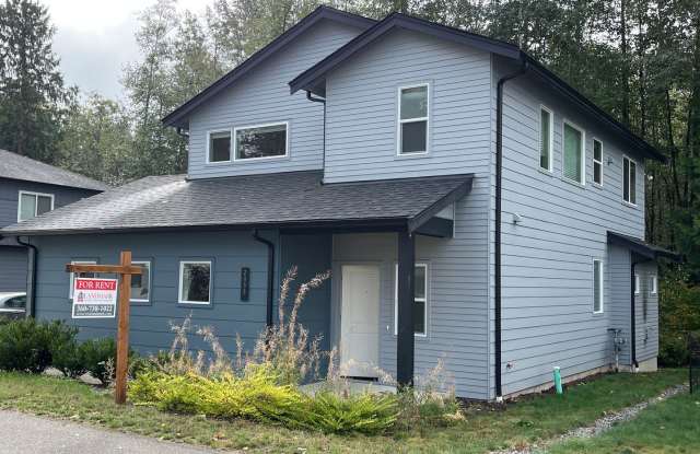 Welcome to The Ridge, 3 Bedroom Home! Gallery 1