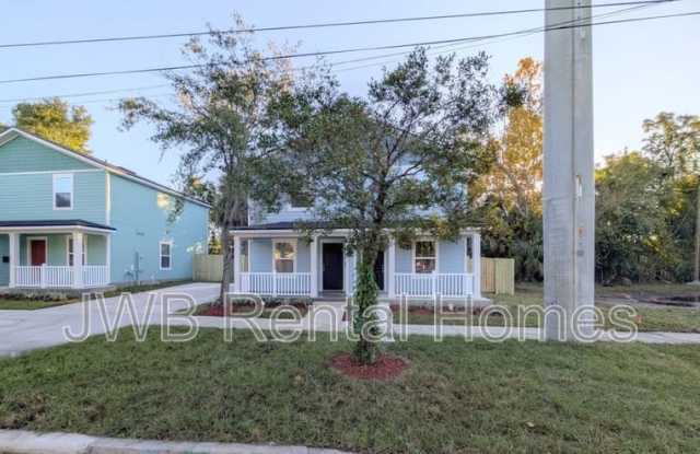 833 Bridier St - 833 Bridier Street, Jacksonville, FL 32206