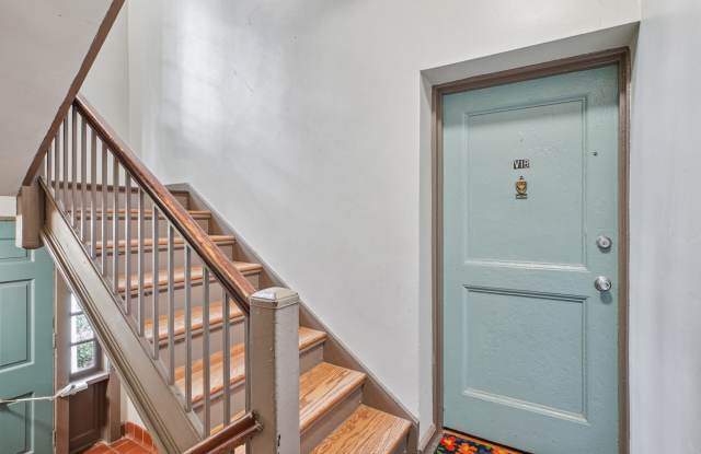 Cameron Court & Shelton Gallery 4