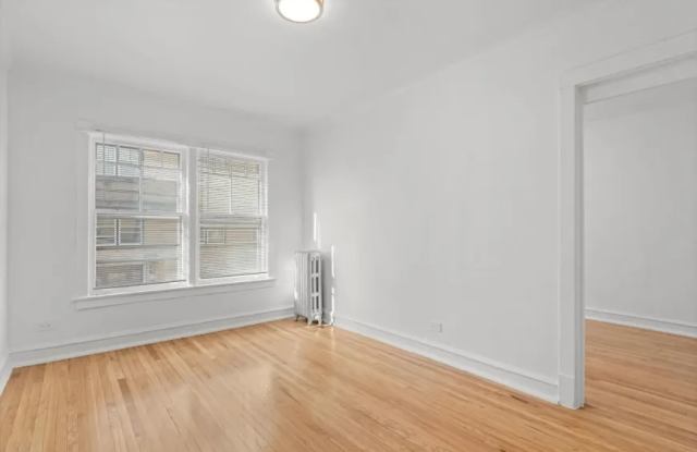 1724-1736 West North Shore Ave. Gallery 3