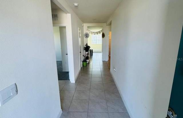 1503 WAX MYRTLE Way Gallery 4