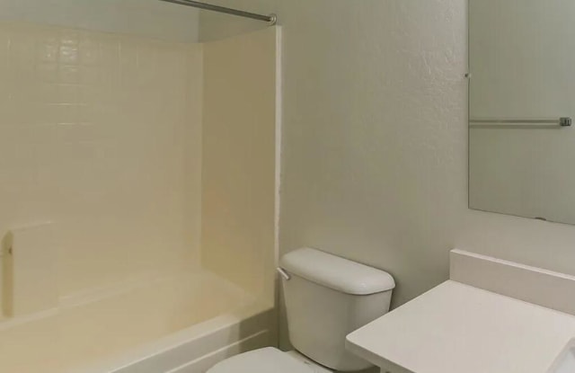 3123 W Alta Vista Rd - 3123 West Alta Vista Road, Phoenix, AZ 85041