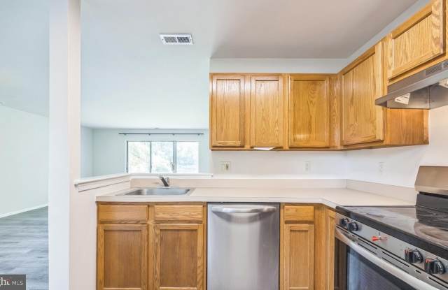 905 RABBIT RUN ROAD photos photos