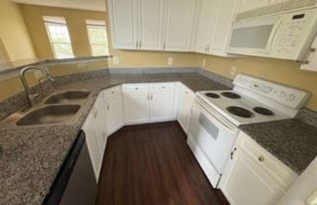 538 RHAPSODY Court Gallery 4