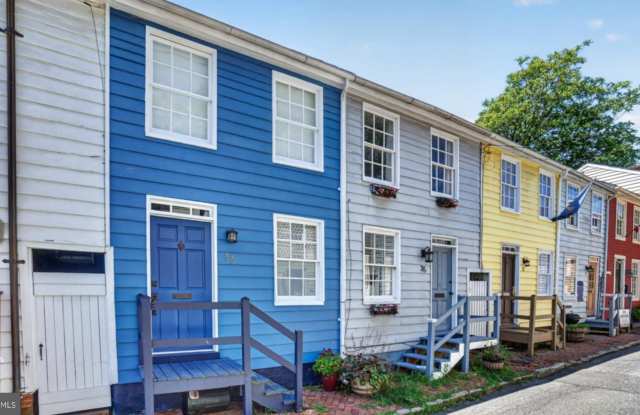 35 PINKNEY Street Gallery 2