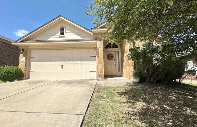 Viewable September 1st! Small Dogs Accepted! photos photos