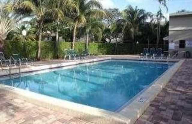 130 NW 70th St photos photos