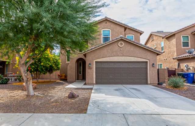 4 BEDROOM POOL & SOLAR HOME! photos photos