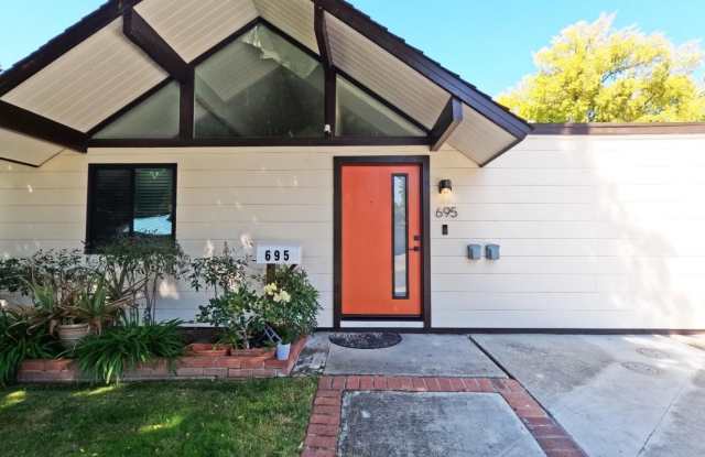 695 Toyon PL - 695 Toyon Place, Palo Alto, CA 94306