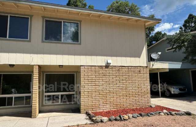 702 E Crestview Ave photos photos