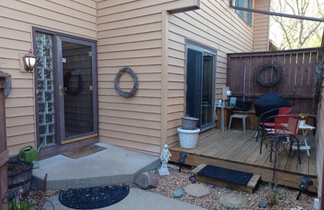 4728 Spring Circle - 4728 Spring Circle, Minnetonka, MN 55345