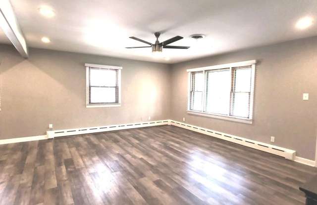 8538 Montfort Drive Gallery 2