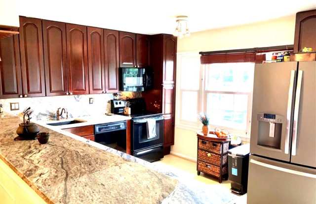 4544 MAXFIELD DRIVE Gallery 4