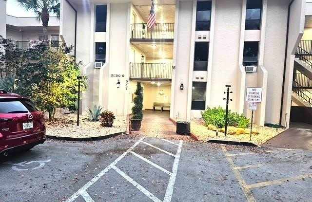 6751 N University Drive unit: 116 photos photos