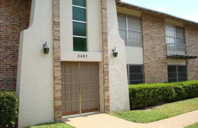 LARGE 2 bedroom 2 bath Condo close to Shopping, dinning and entertainment! photos photos
