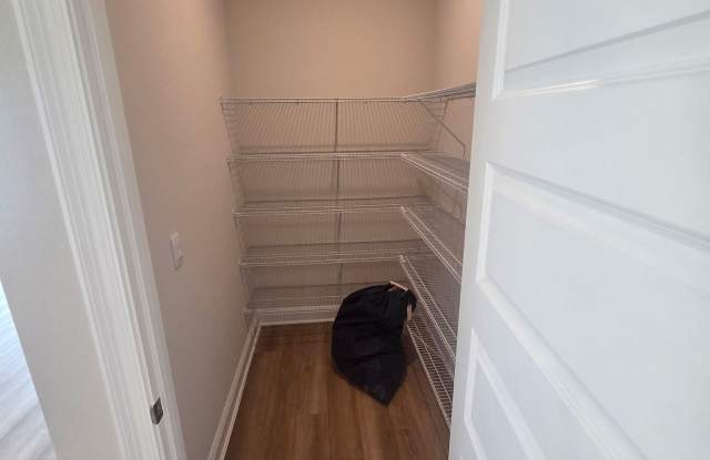 21901 Old Harbor Way Gallery 4