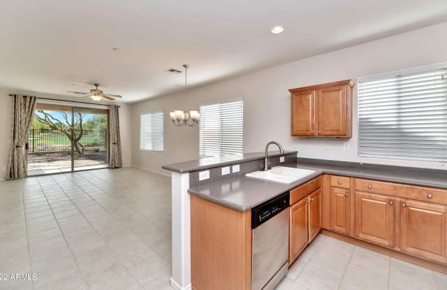 1754 W Morse Drive Gallery 4