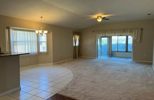 645 W Sunbird Path Gallery 4