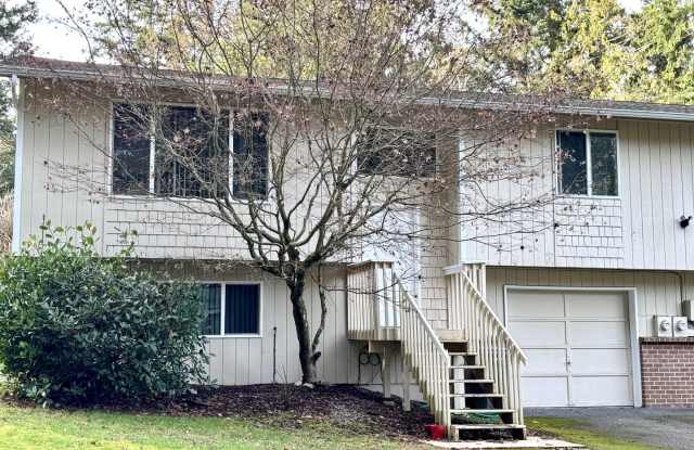 Silverdale - Chico Way neighborhood 3 bedroom duplex now available photos photos