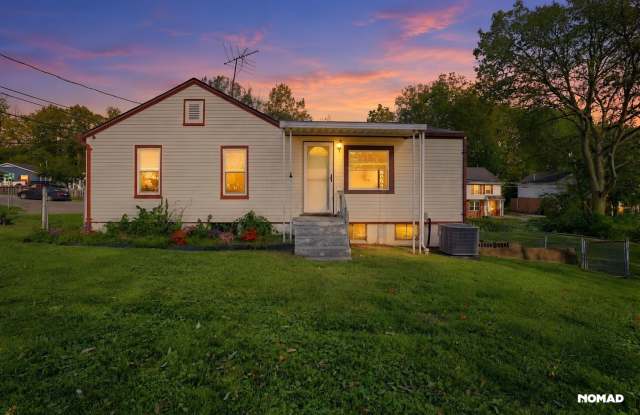 Charming 3BR House in Springfield Gallery 1