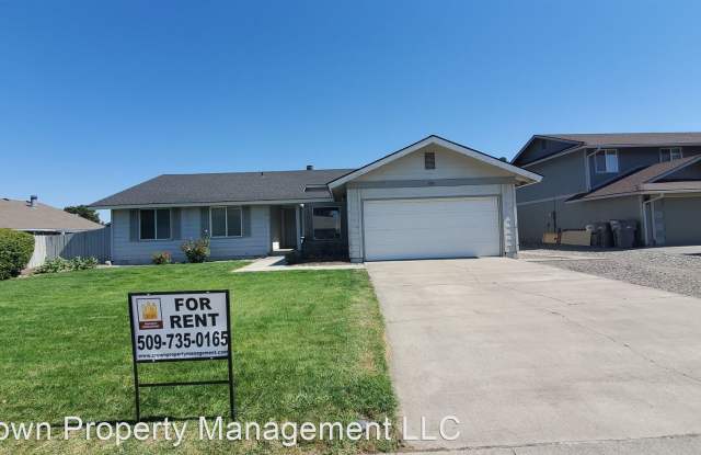 1709 S Rainier Pl. - 1709 South Rainier Place, Kennewick, WA 99337