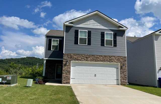 4 bed / 2.5 bath 2-story with great views available 7/10! photos photos